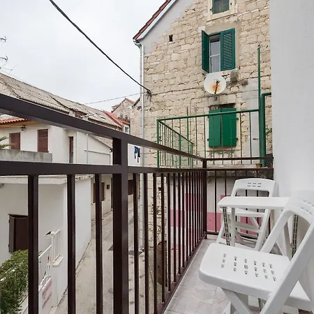 Gostinjska kuća Rooms Pama 3*