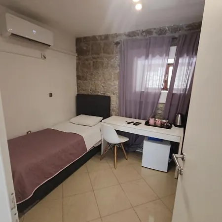 Pama בית הארחה 3*